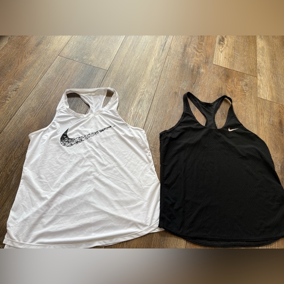Nike White and Black Tank Tops bundle swoosh run MEDIUM - Picture 1 of 5
